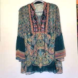 Beautiful tunic and matching tank